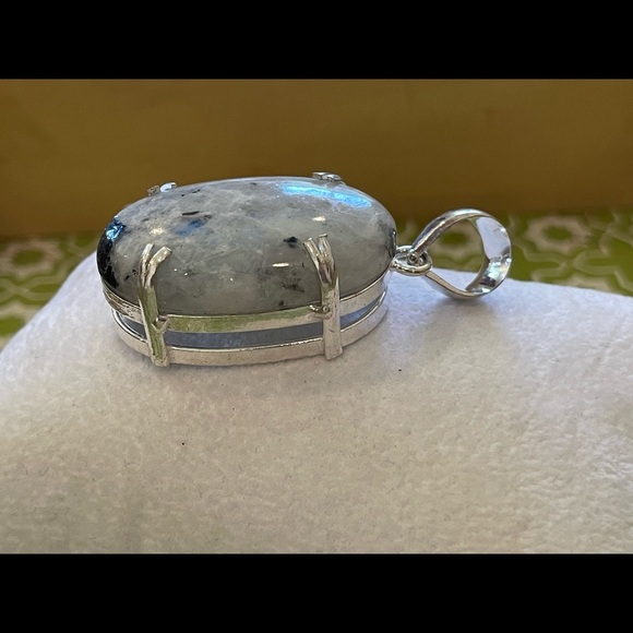 Natural Rainbow Moonstone Shimmering Iridescent Oval SS Plated Pendant - New - Picture 3 of 7